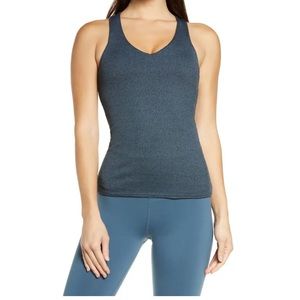 Alo Elevate Tank - Size M